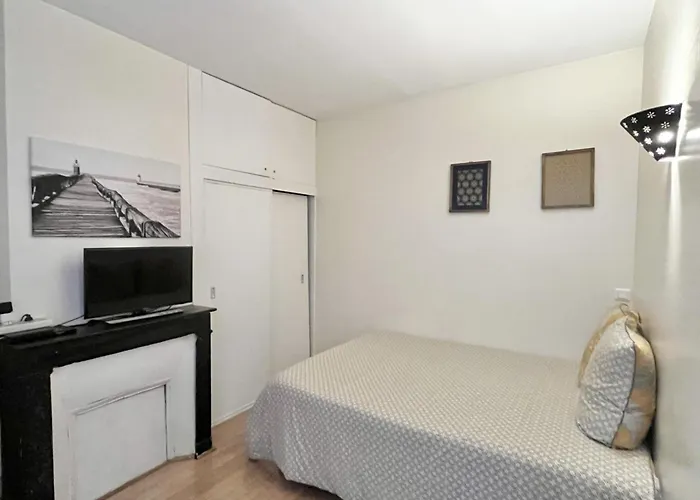 Paris Center Quarter Latin Nice 1 Bedroom
