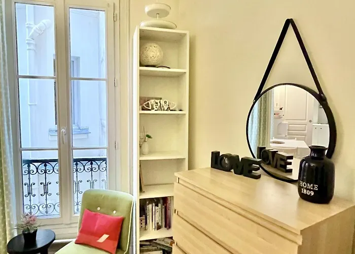 Paris Center Quarter Latin Nice 1 Bedroom